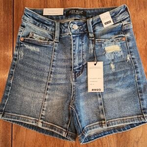 NWT Judy Blue High Waist Medium Wash Shorts